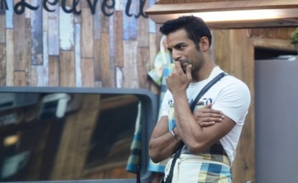 Upen Patel Bigg Boss 8 (5)20150102115509_l